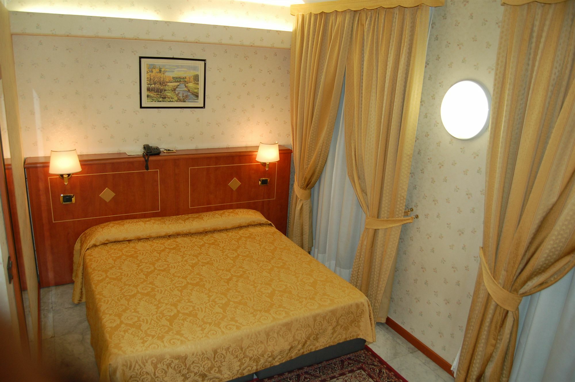 Chelsea Hotel Torino